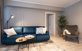 Snowdrop Apartment